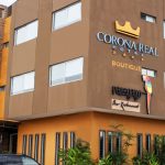 HOTEL CORONA REAL <img src="https://turismo.fenedifvirtual.org/site/wp-content/uploads/accesibilidad/semaforo_alto1.png"  width="150px">
