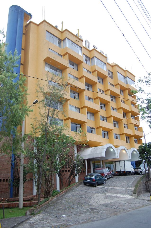 HOTEL SAVOY INN