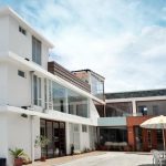 HOTEL SHALOM <img src="https://turismo.fenedifvirtual.org/site/wp-content/uploads/accesibilidad/semaforo_alto1.png"  width="150px">