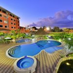 GRAN HOTEL DEL LAGO - EL COCA <img src="https://turismo.fenedifvirtual.org/site/wp-content/uploads/accesibilidad/semaforo_alto1.png"  width="150px">