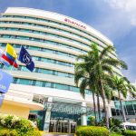 Hotel Sheraton Guayaquil <img src="https://turismo.fenedifvirtual.org/site/wp-content/uploads/accesibilidad/semaforo_alto1.png"  width="150px">