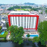 Hotel Radisson Guayaquil <img src="https://turismo.fenedifvirtual.org/site/wp-content/uploads/accesibilidad/semaforo_alto1.png"  width="150px">