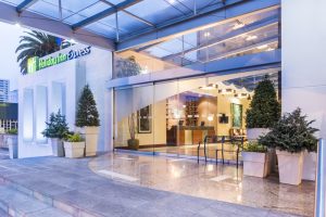 HOLIDAY INN Foto2