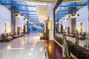 HOLIDAY INN Foto3